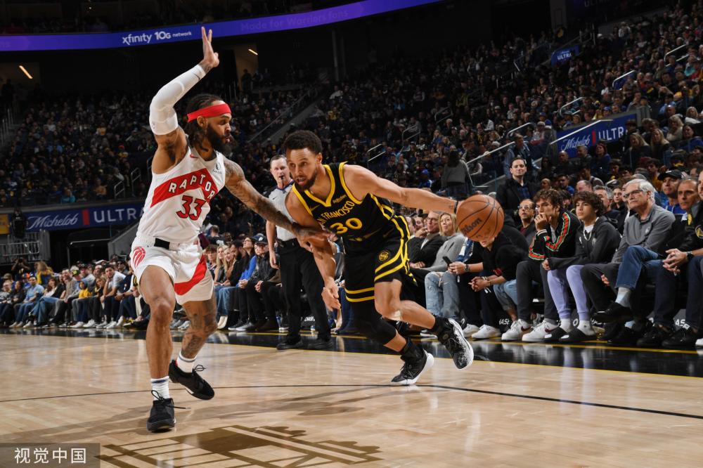 在进攻端 在进攻端